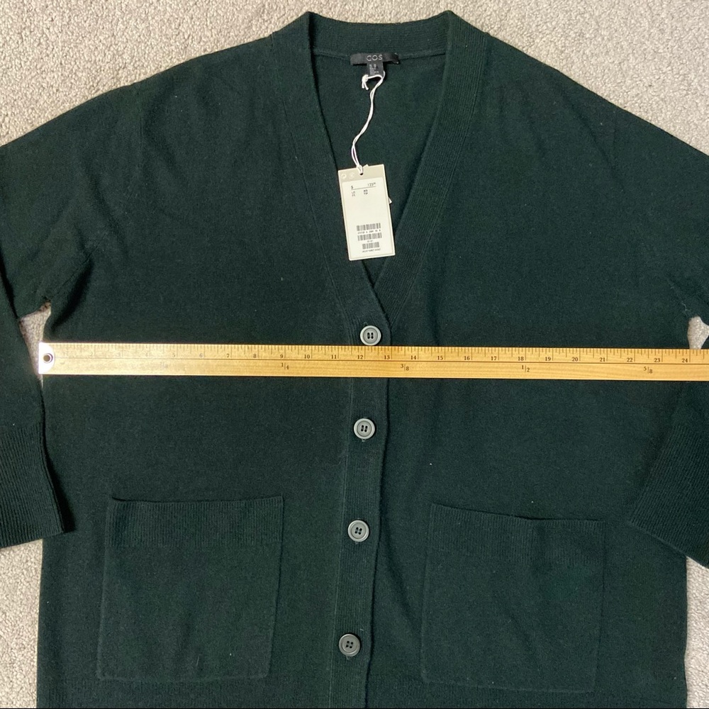 SOLD! New COS Women’s Lambswool Oversized Cardigan Green Size XS - Picture 9 of 10